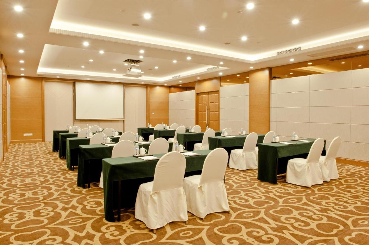 Holiday Inn Shanghai Pudong By Ihg Екстер'єр фото