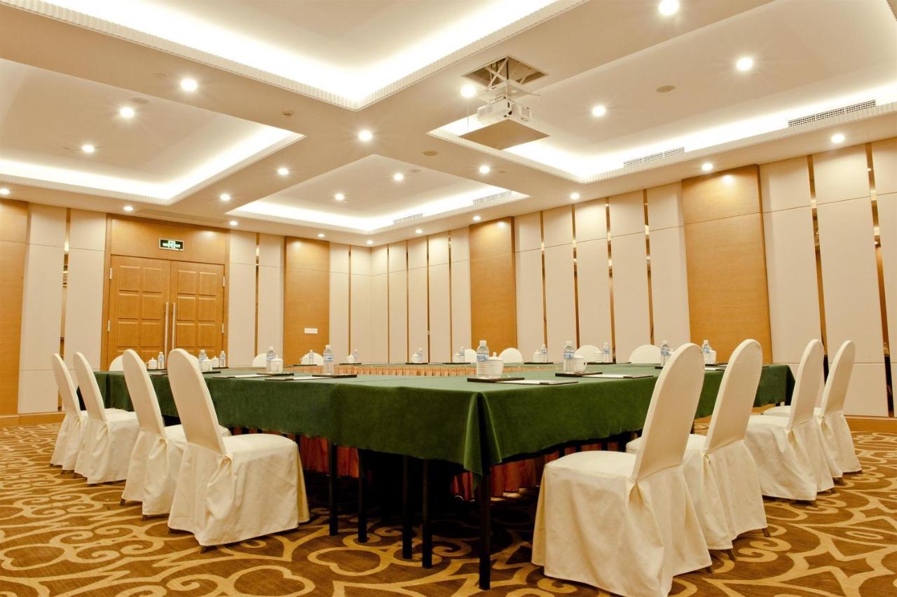 Holiday Inn Shanghai Pudong By Ihg Екстер'єр фото