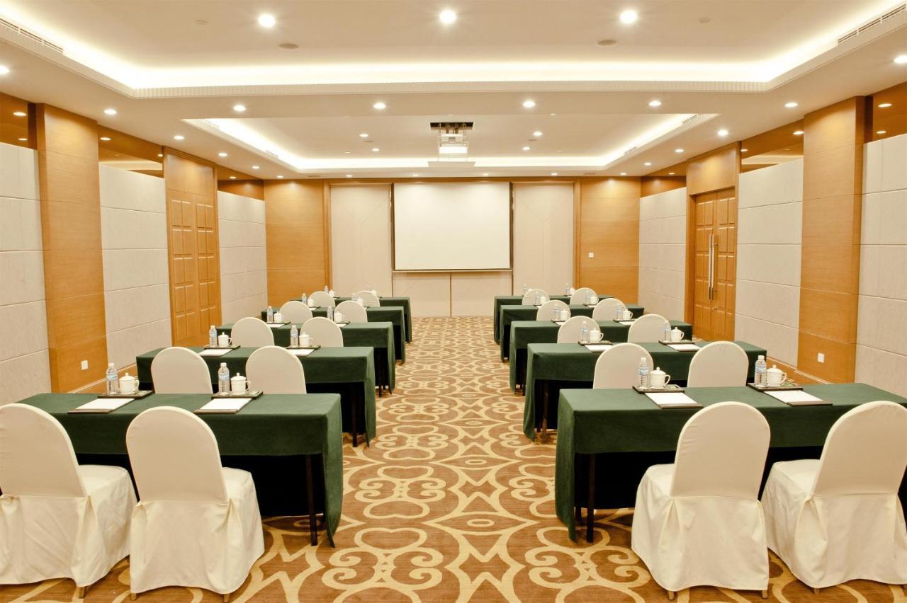 Holiday Inn Shanghai Pudong By Ihg Екстер'єр фото